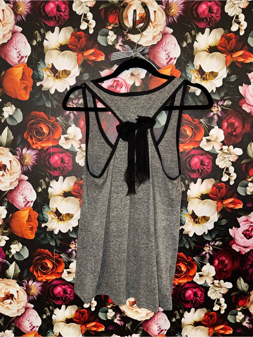 Francesca's Collections Gray Tank Top with Black Back Bow, M